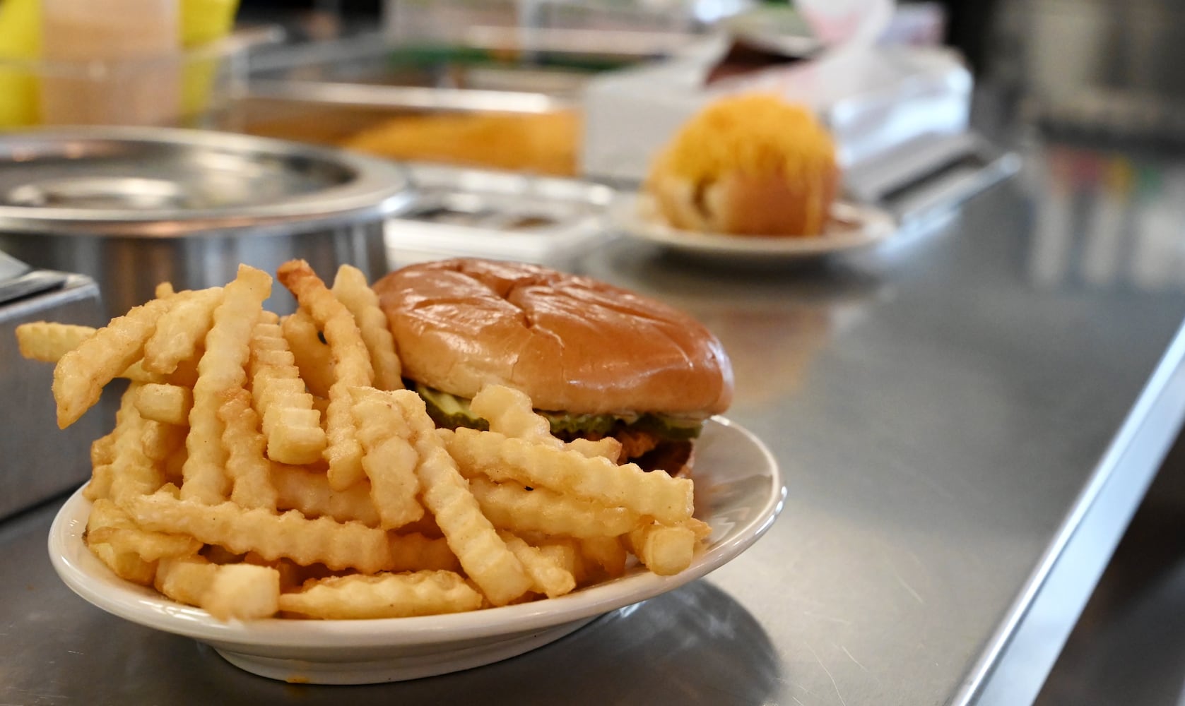 New Gold Star opens in Hamilton