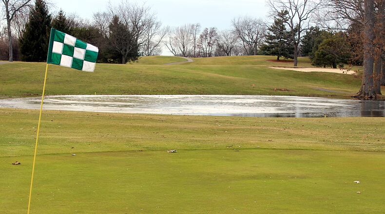 A golf flag. JEFF GUERINI / STAFF