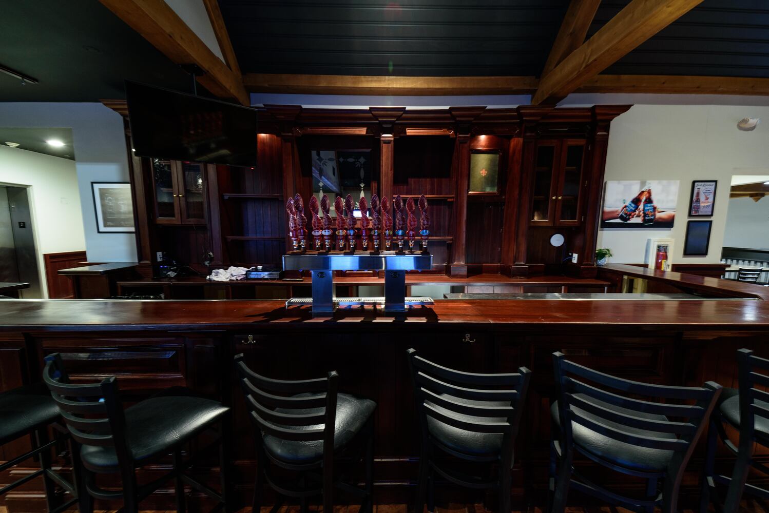 PHOTOS: Take a sneak peek at the new Warped Wing Brewpub & Smokery in Mason