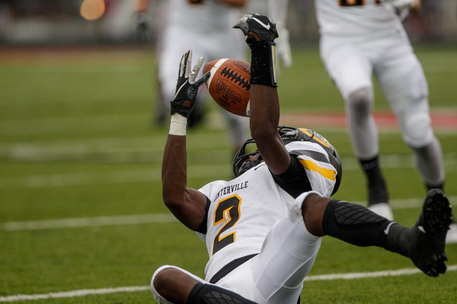 Fairfield beasts Centerville in season opener football