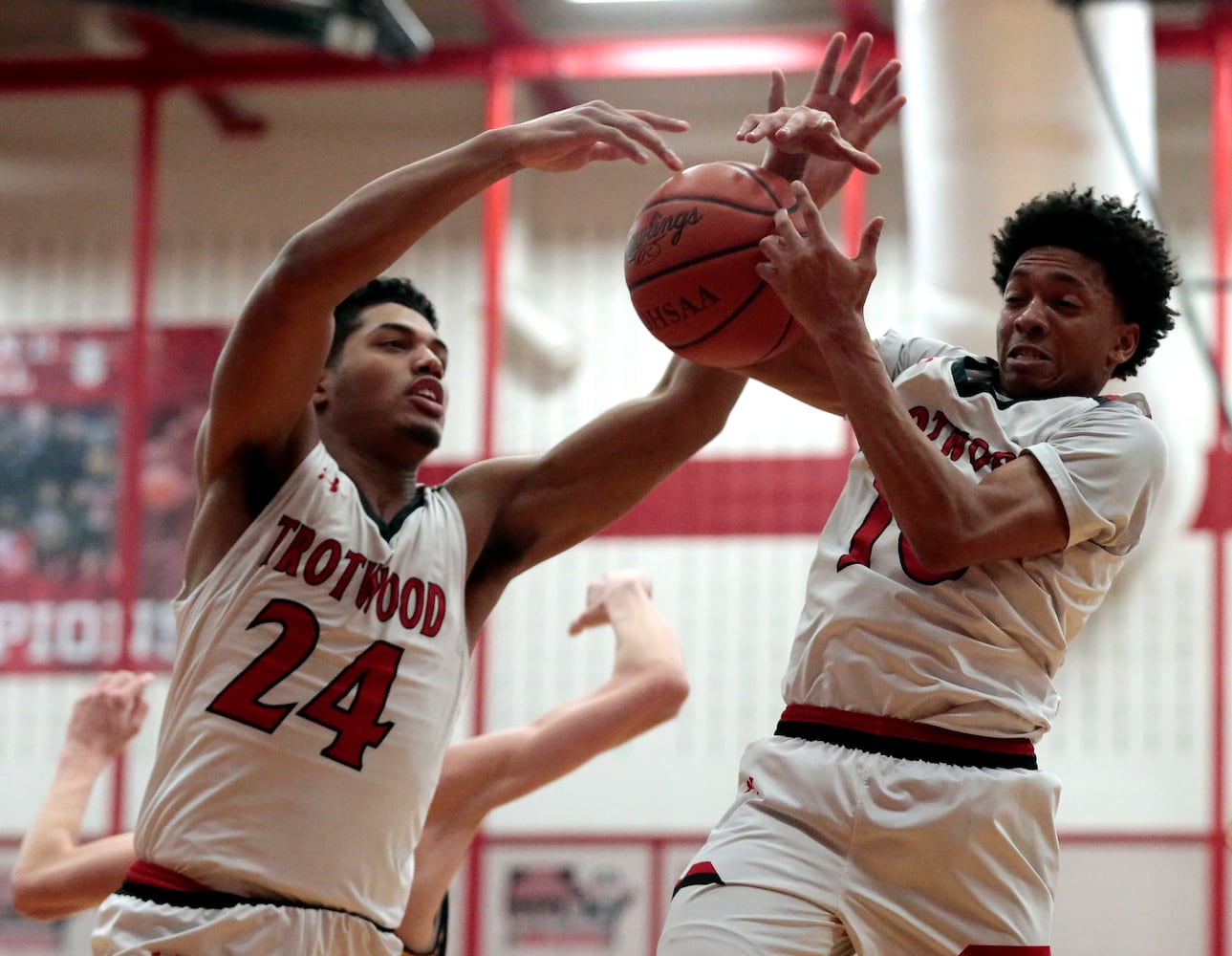 Oakwood Trotwood basketball