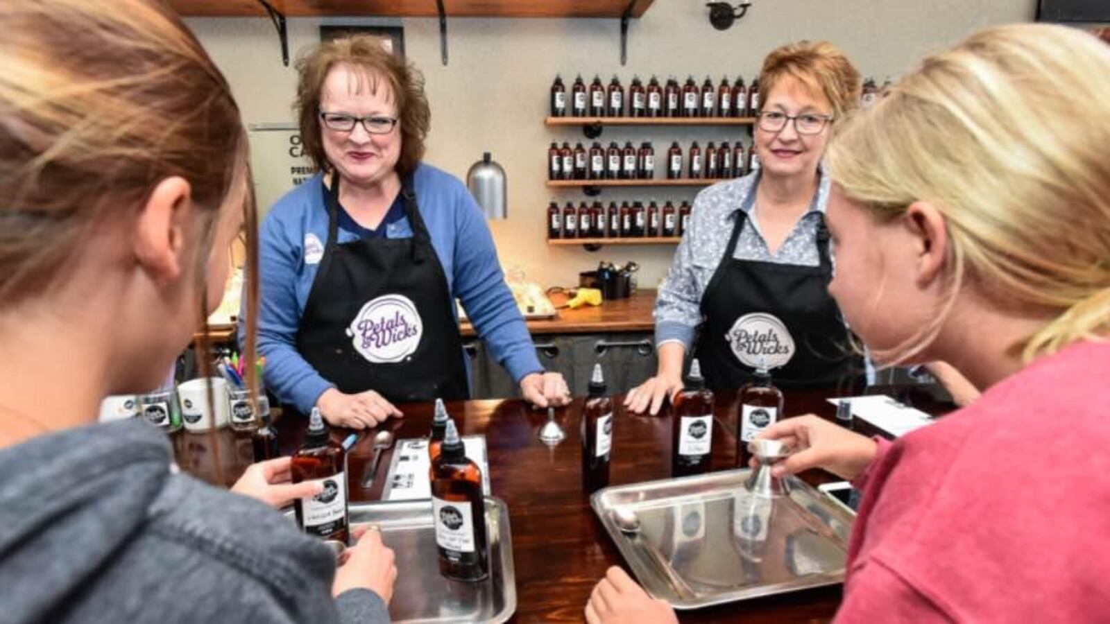 Petals & Wicks candle bar open in Hamilton