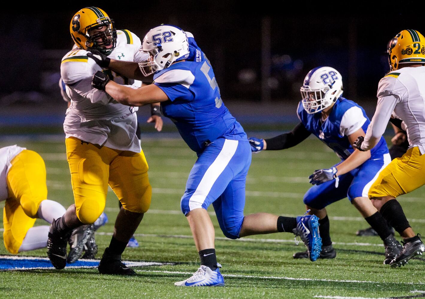 Hamilton Big Blue football beats Sycamore 14-7