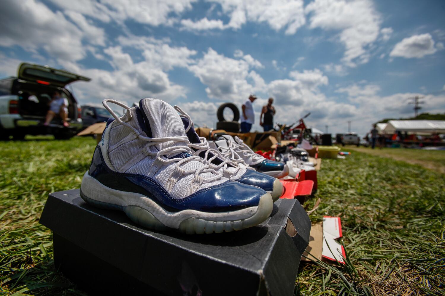 080720 yard sale