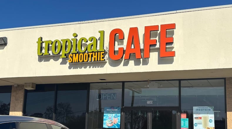 Tropical Smoothie Cafe is opening at 3589 South Dixie Highway in the Warren County portion of the city of Middletown. BRYN DIPPOLD/STAFF