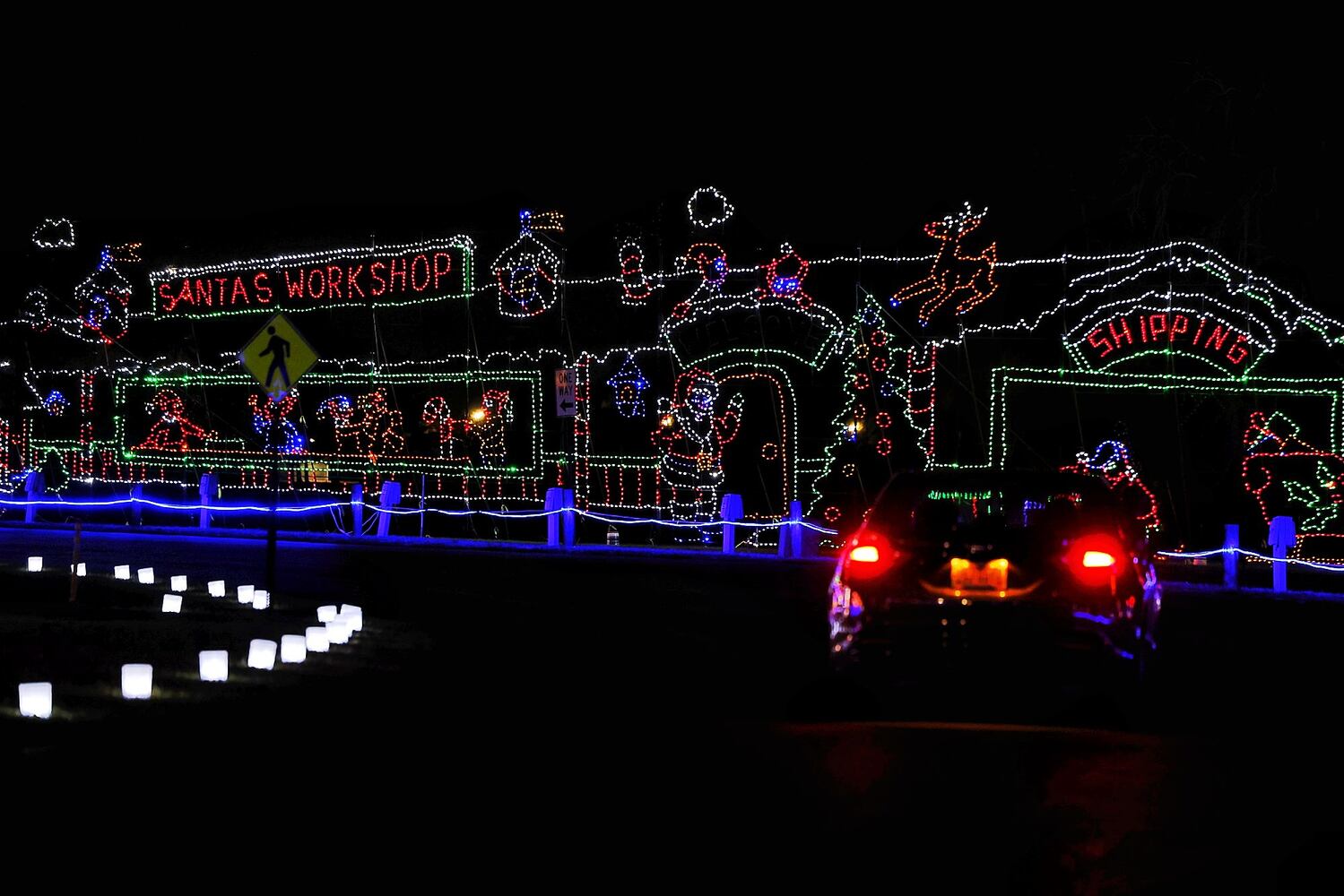 112422 Light Up Middletown