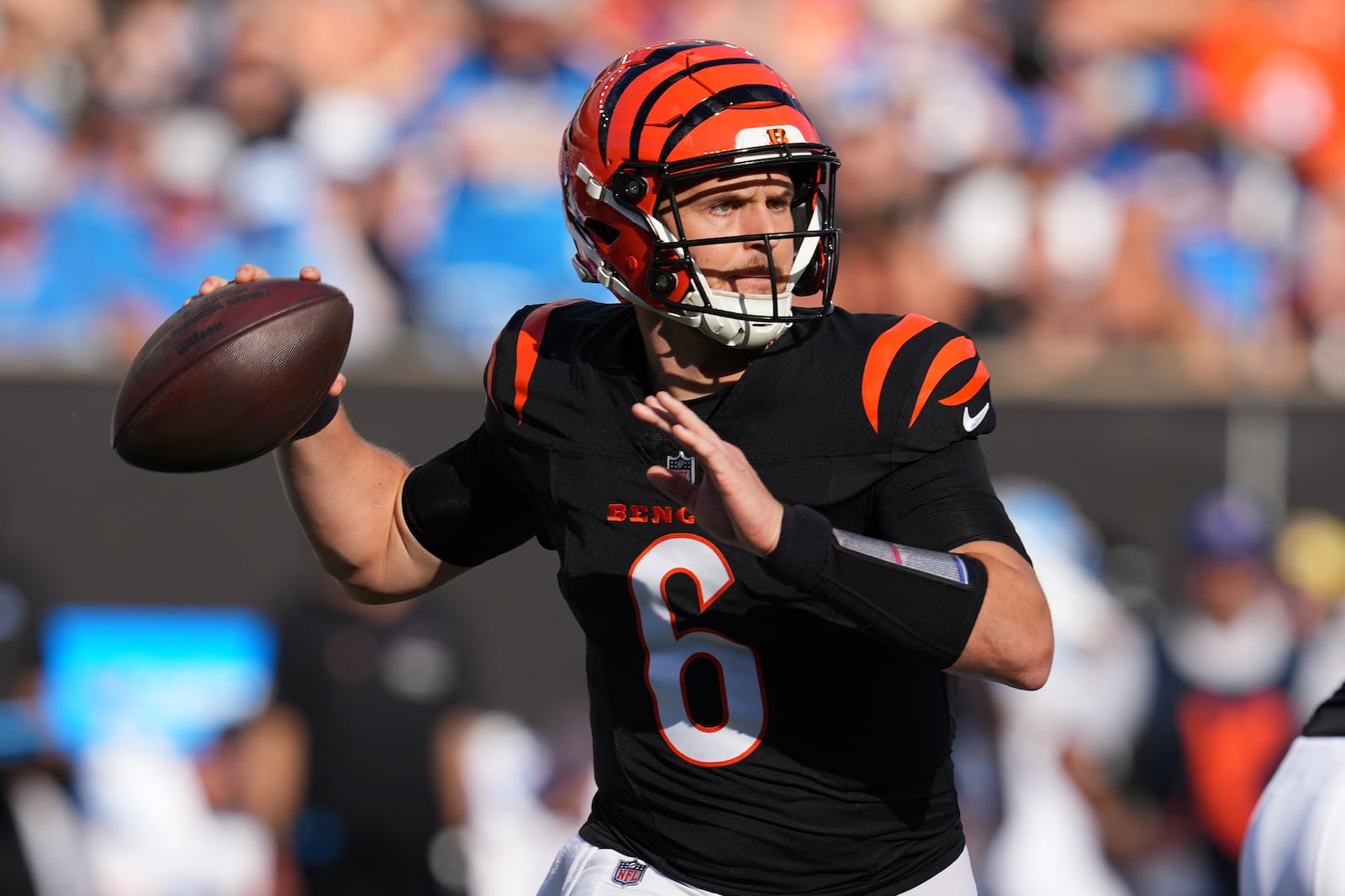 Cincinnati Bengals quarterback Jake Browning (6) throws against the Detroit Lions during the first half of an NFL football game Sunday, Oct. 5, 2025, in Cincinnati. (AP Photo/Jeff Dean)
