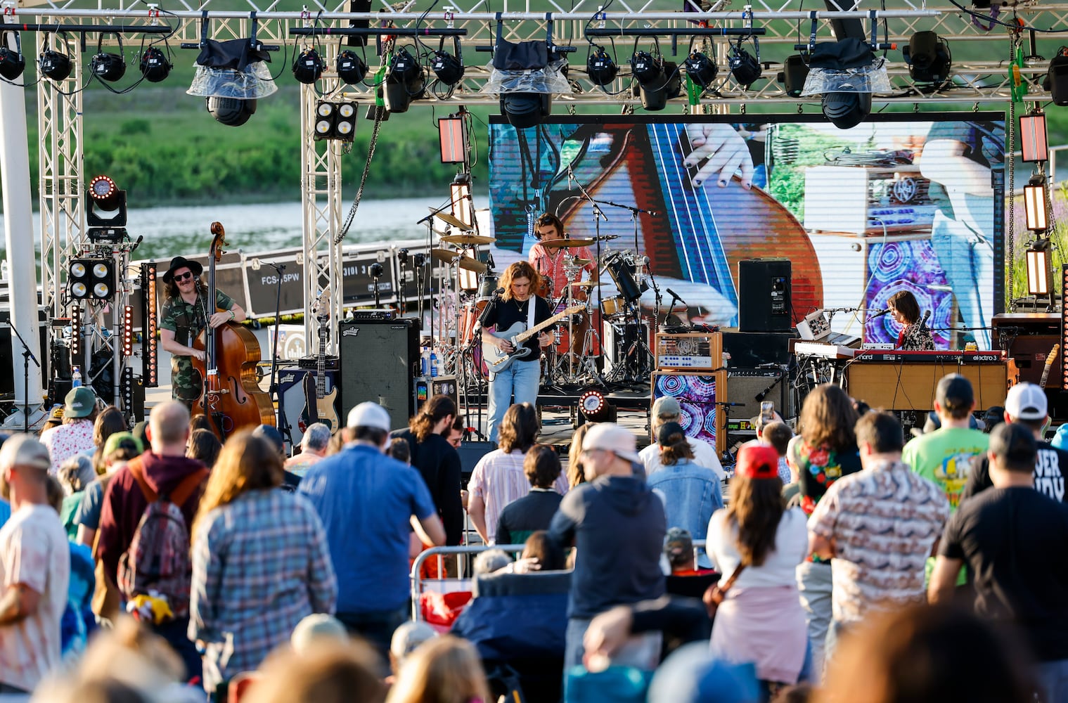 052523 RiversEdge concert