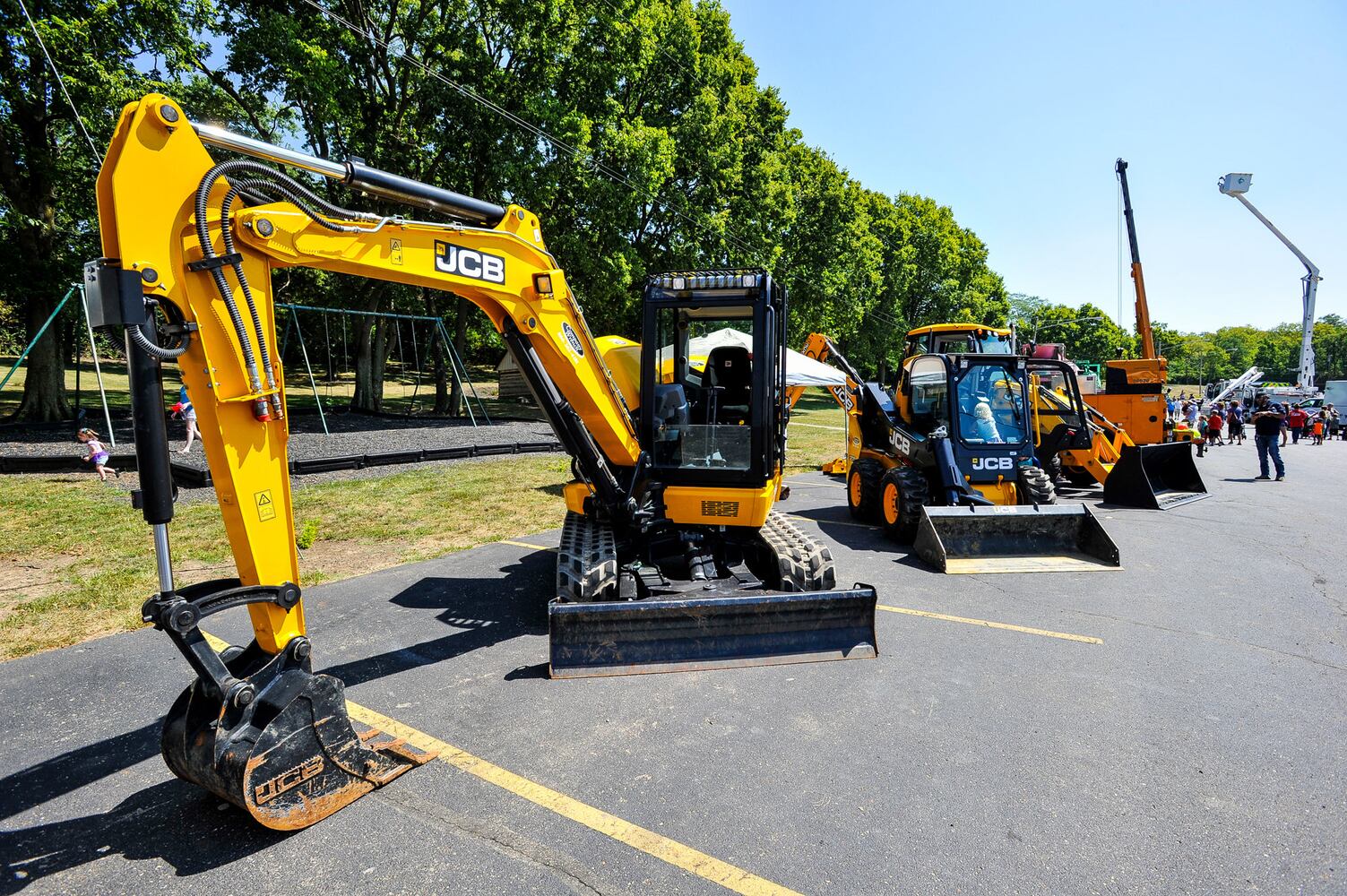 Hundreds attend Touch A Truck event in Monroe