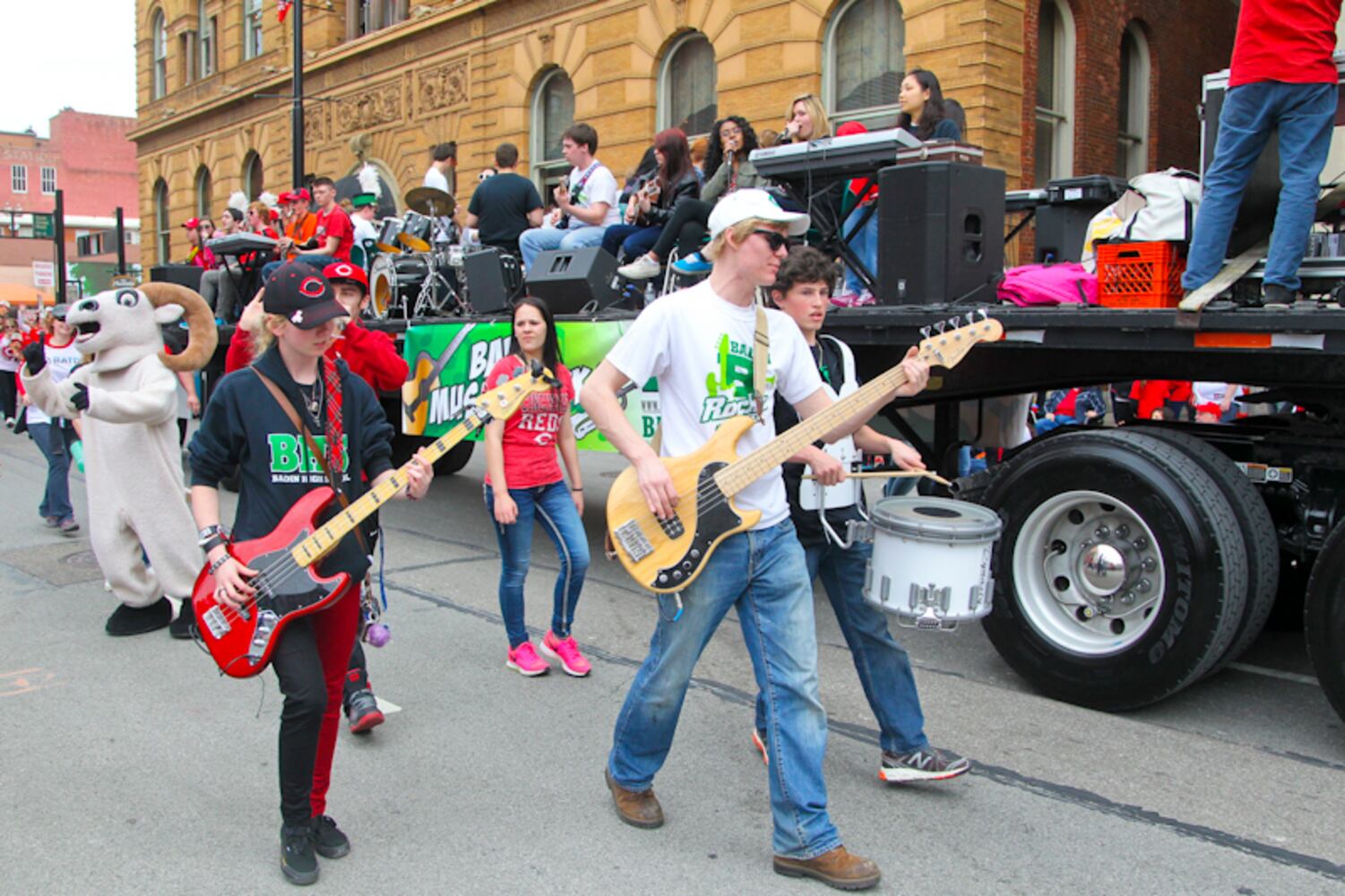 Reds Opening Day Parade 2015