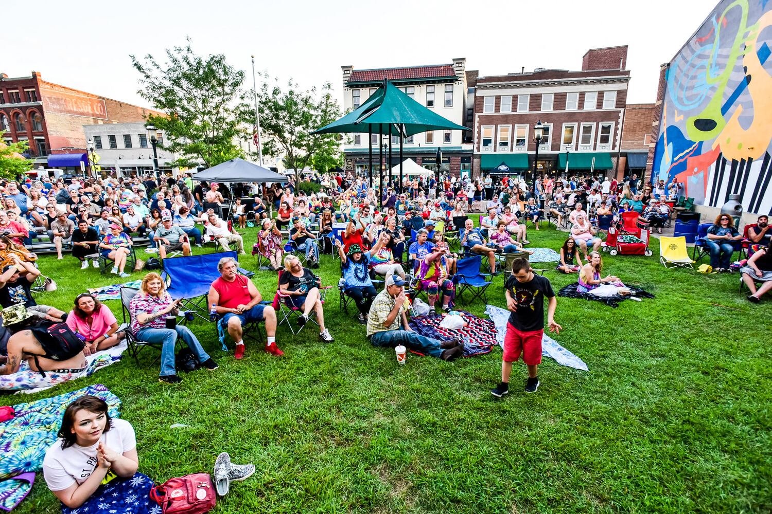 Broad Street Bash celebrates 50th Anniversary of Woodstock