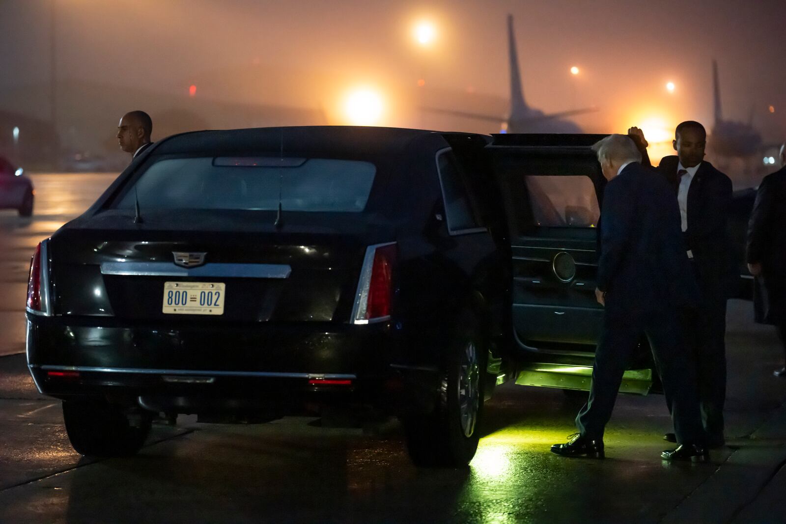 President Donald Trump boards his limousine at Joint Base Andrews, Md., on Tuesday, June 17, 2025, after returning from Calgary, Canada and the G7 Summit. (AP Photo/Mark Schiefelbein)