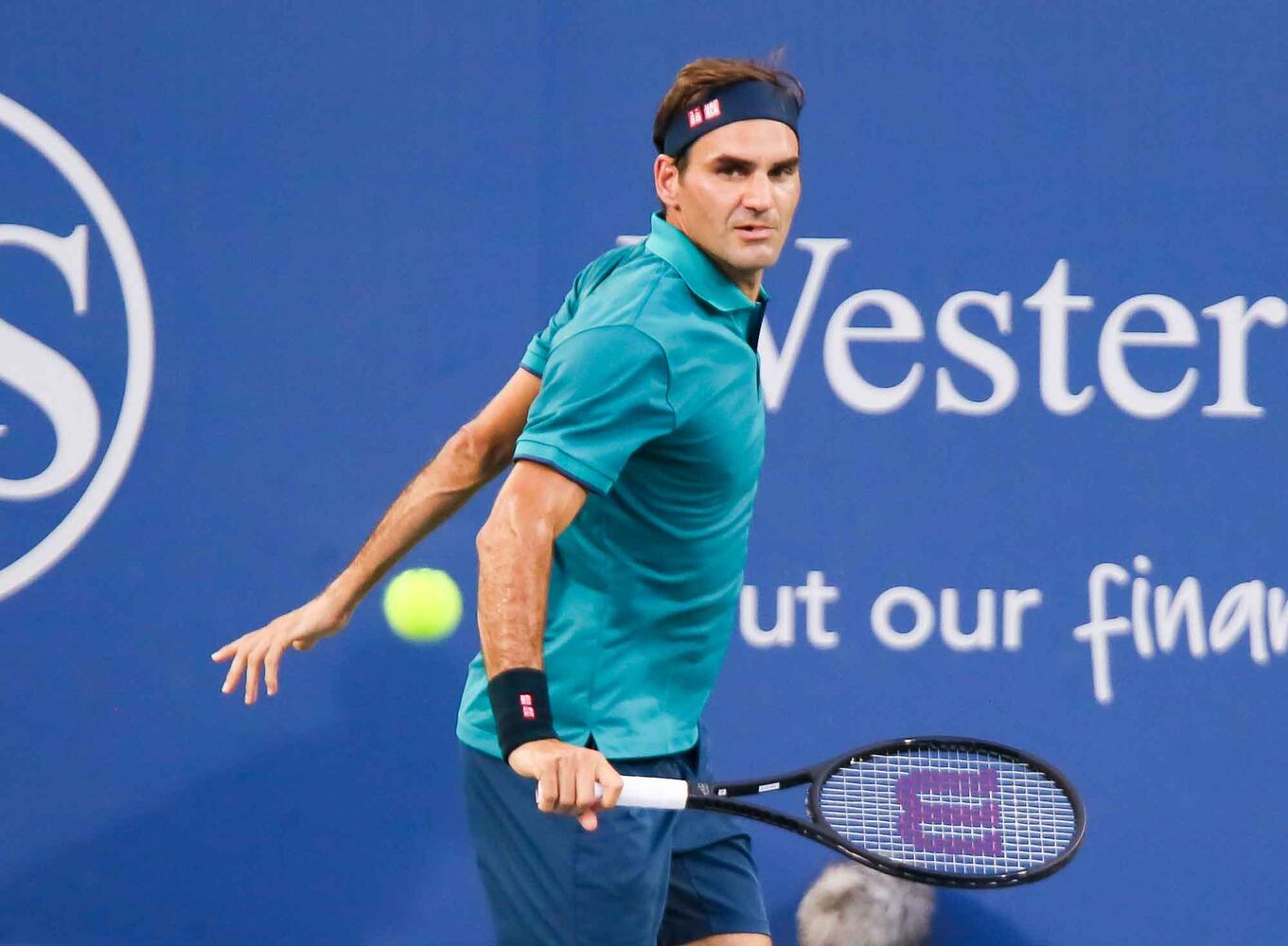 PHOTOS Roger Federer continues winning ways in Cincy