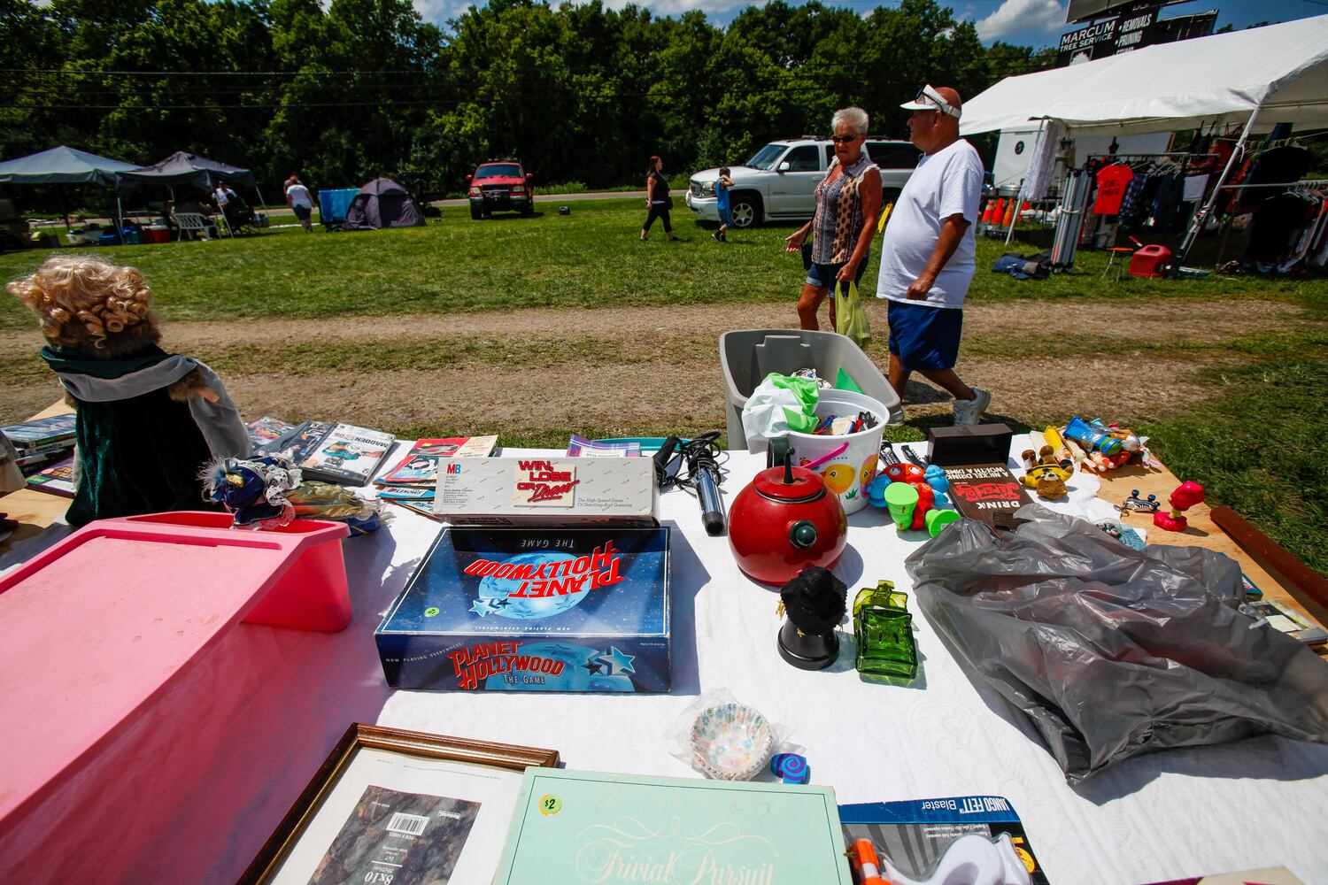 080720 yard sale