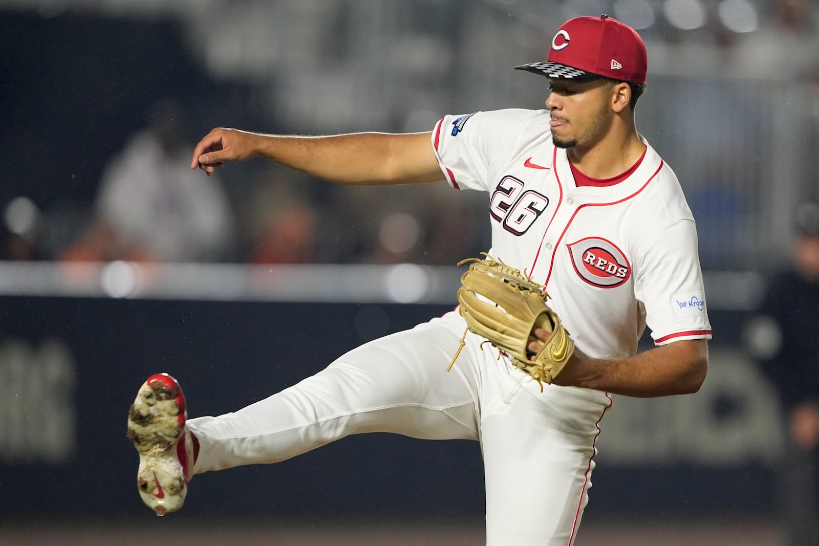 Cincinnati Reds pitcher Chase Burns throws against the Cincinnati Reds during the first inning of the MLB Speedway Classic baseball game at Bristol Motor Speedway in Bristol, Tenn., Saturday, Aug. 2, 2025. (AP Photo/Chris Carlson)