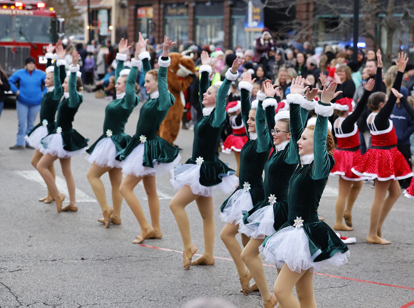112721 Middletown Santa parade