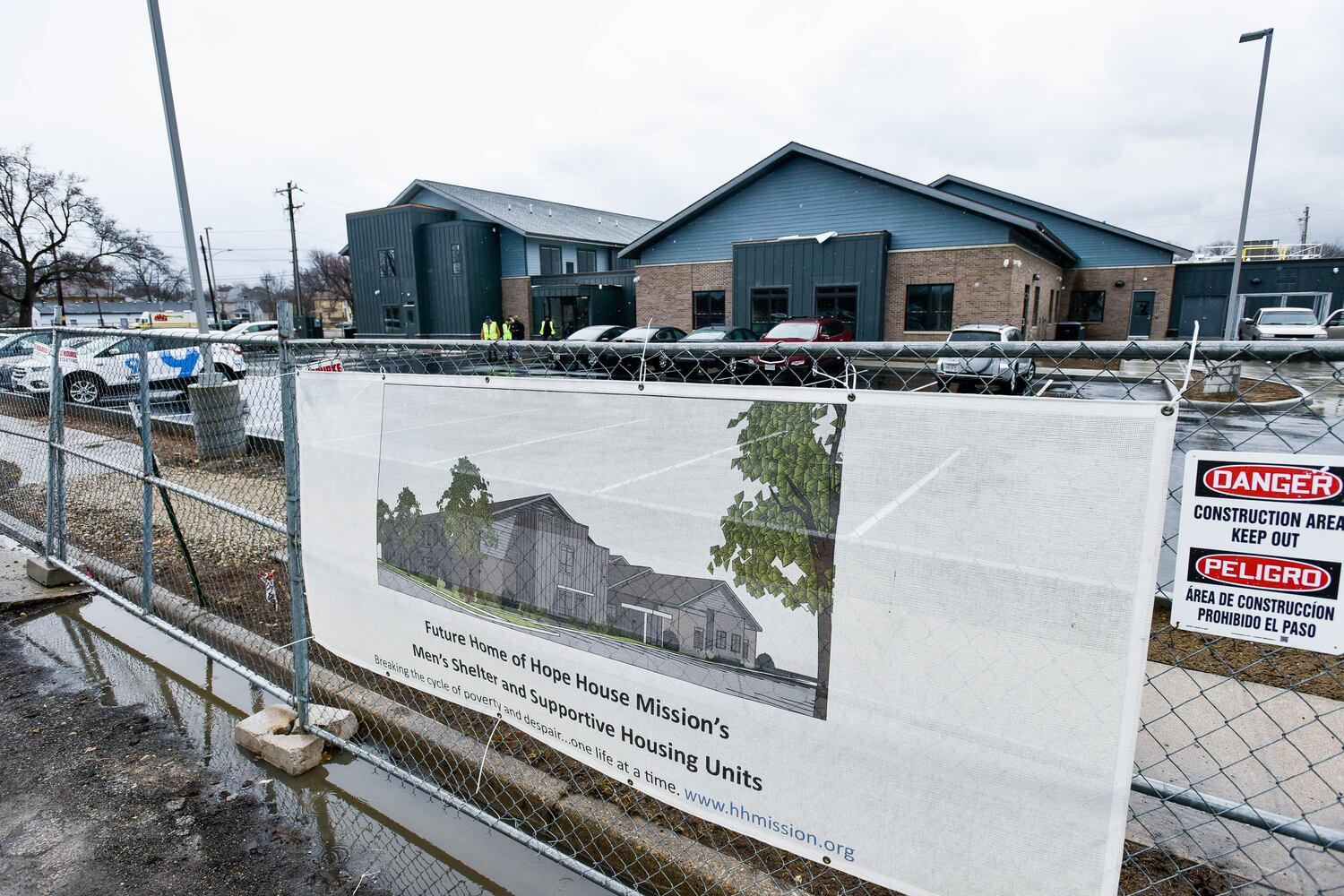 Tour of new Hope House Mission men's shelter in Middletown