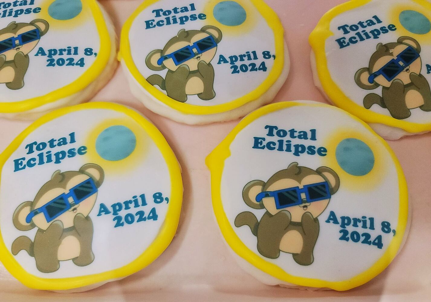 040524 eclipse merch