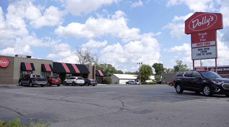 Dolly's restaurant at 5202 Beechmont Ave. in Cincinnati had five customers during the I-Team's visit on Sept. 3, 2025. RAY PFEFFER/WCPO