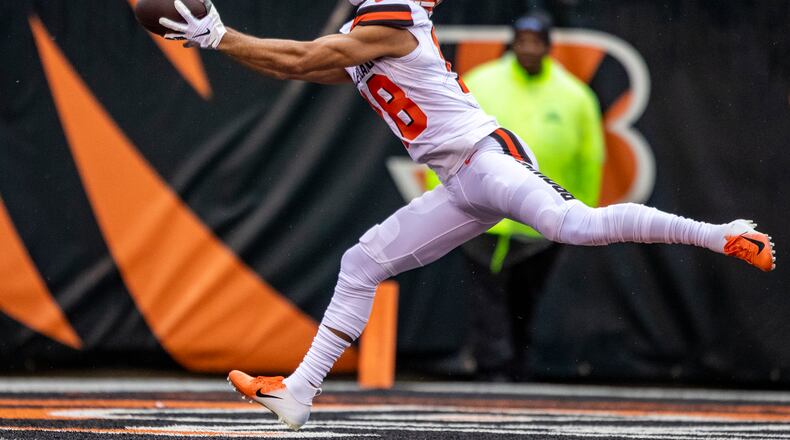 CINCINNATI, OH - DECEMBER 29: Damion Ratley #18 of the Cleveland Browns makes a touchdown catch during the first quarter of the game against the Cincinnati Bengals at Paul Brown Stadium on December 29, 2019 in Cincinnati, Ohio. (Photo by Bobby Ellis/Getty Images)