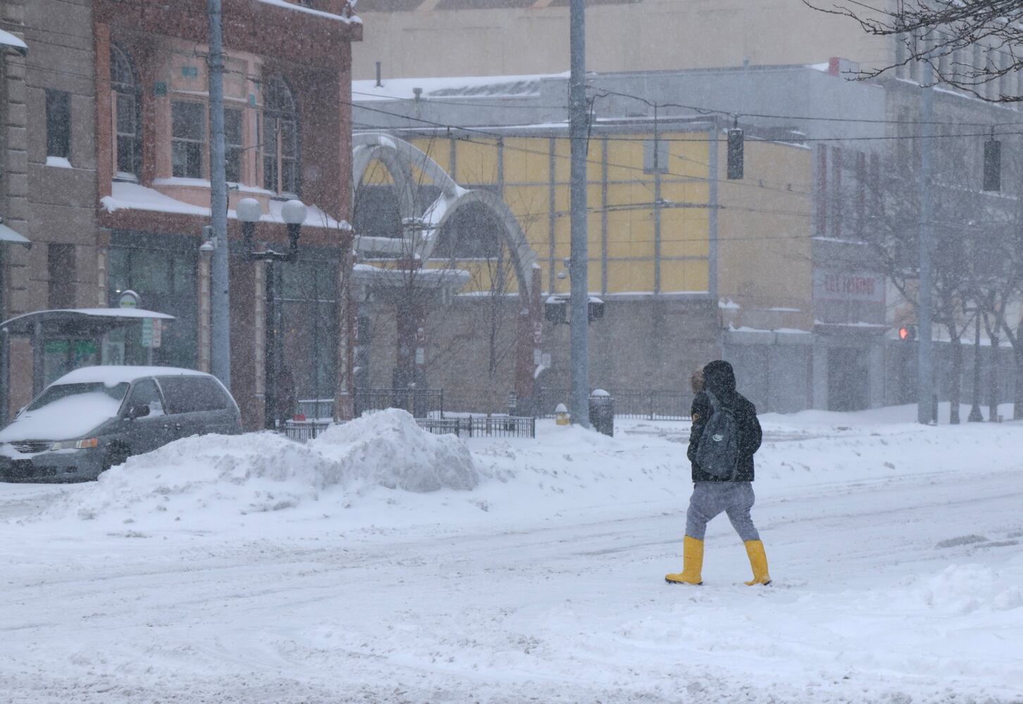010625 Snow DDN