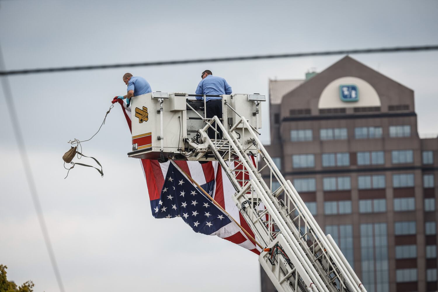 Escort forms for fallen Richmond officer