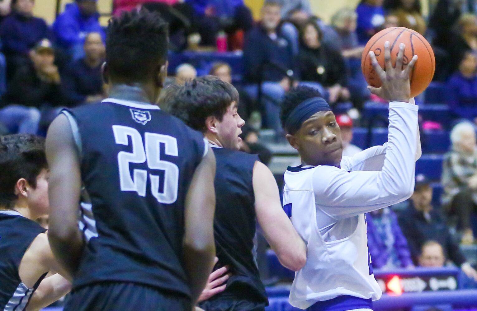 Photos: Hamilton vs Lakota East basketball