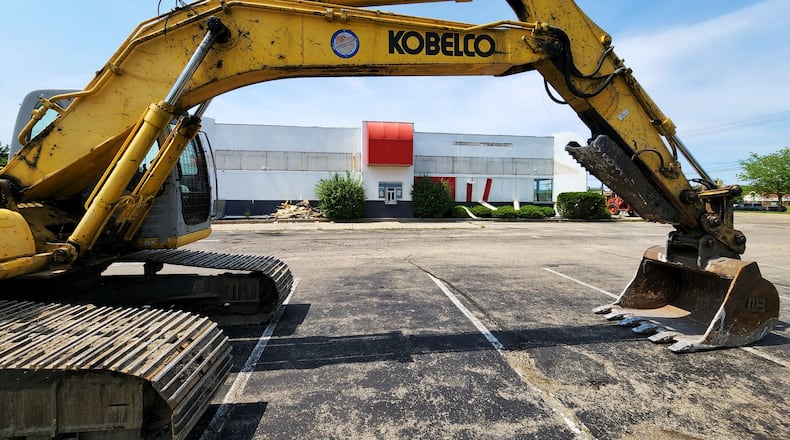 Work has started on the demolition of Steak 'n Shake on Hamilton's West Side, where a Panda Express will be built. NICK GRAHAM/STAFF
