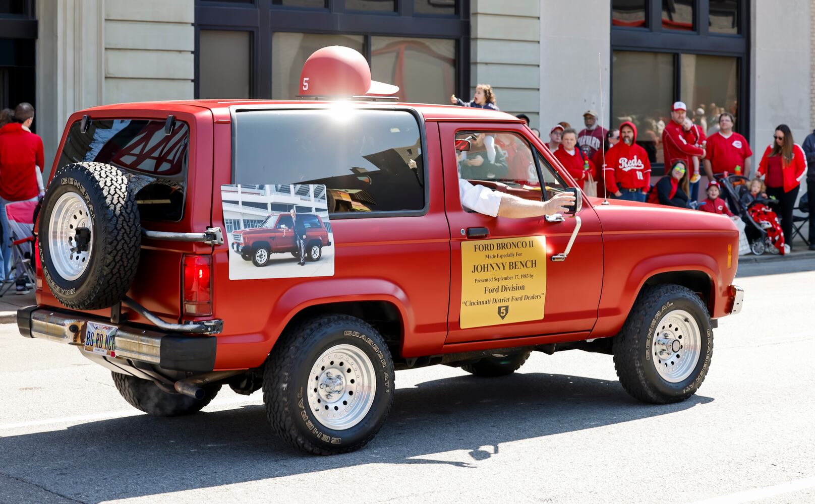 033023 Reds Parade
