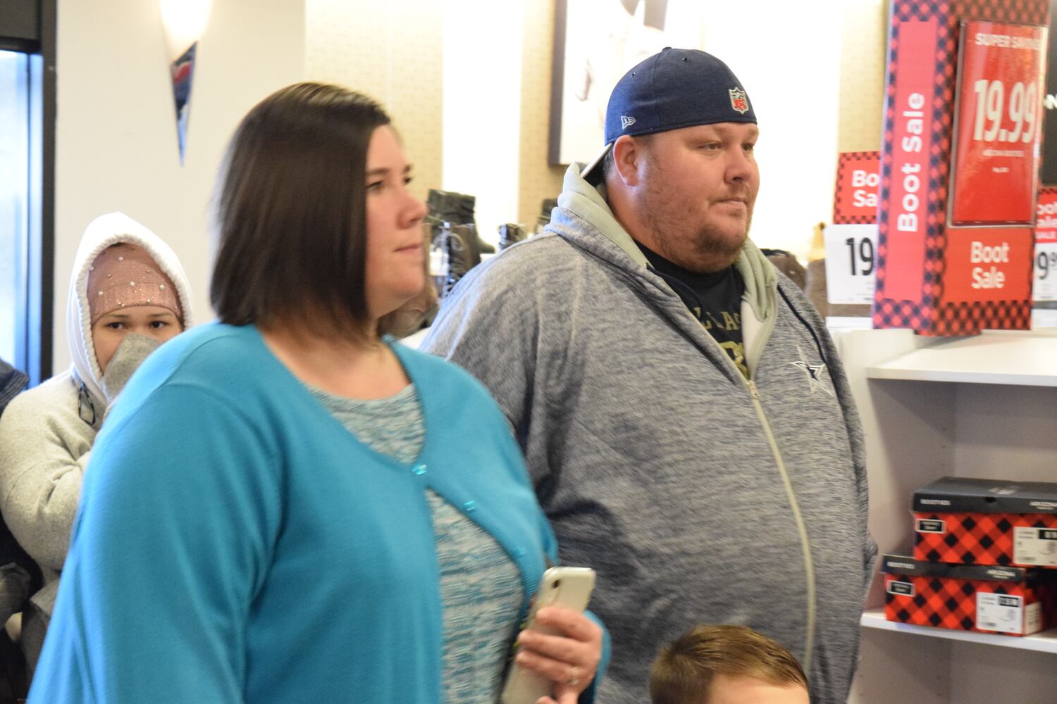 PHOTOS: Nearly 1K shoppers flood JCPenney
