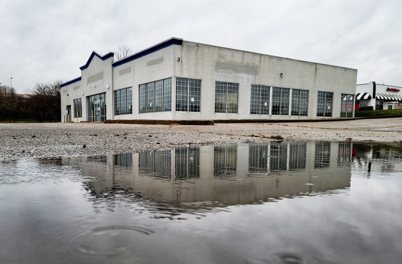Raising Cane’s has submitted plans to construct a third Butler County location on the site of this former Aaron’s on the west side of Hamilton.