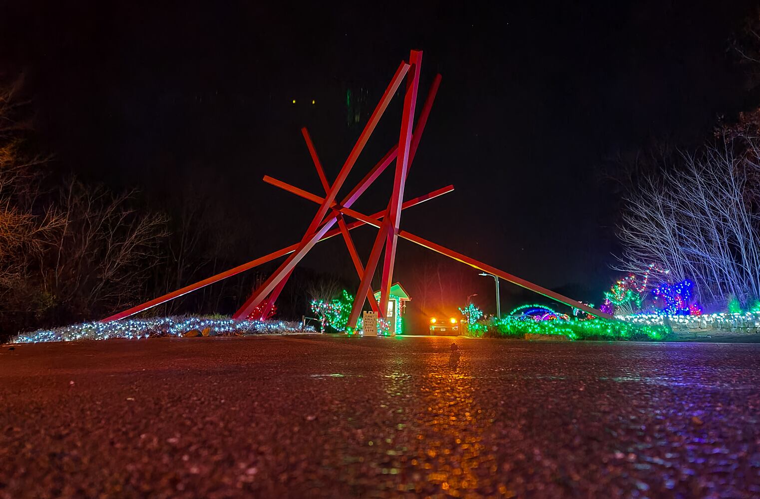 111920 Journey Borealis at Pyramid Hill drive-thru holiday light display