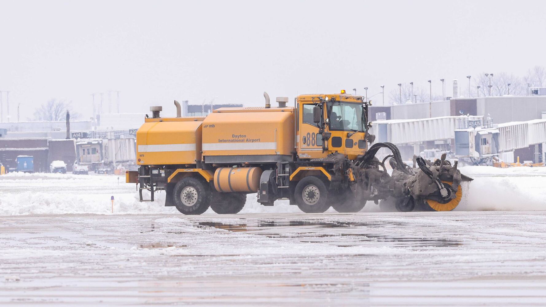 Dayton Airport snow
