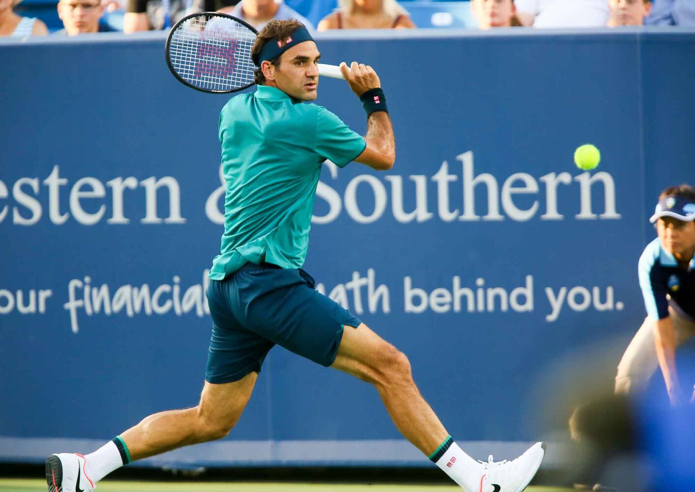 PHOTOS Roger Federer continues winning ways in Cincy