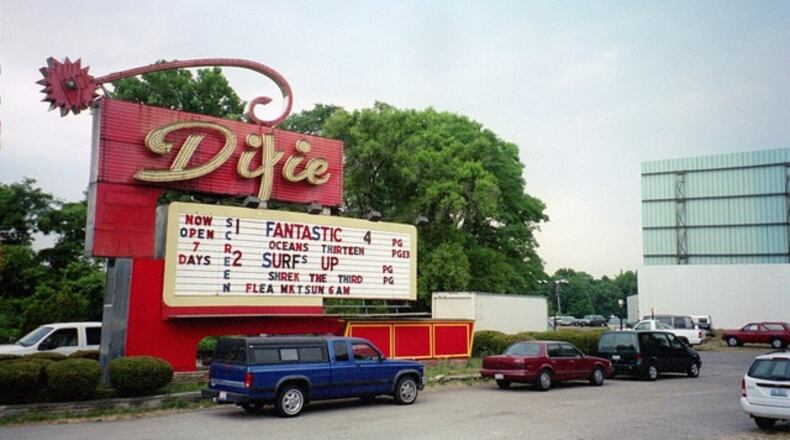 The Dixie Twin Drive-in features a traditional 1950s aesthetic and has two screens, one 120’ by 52’ and the other 100’ by 65’. (Source: CinemaTreasures.org)