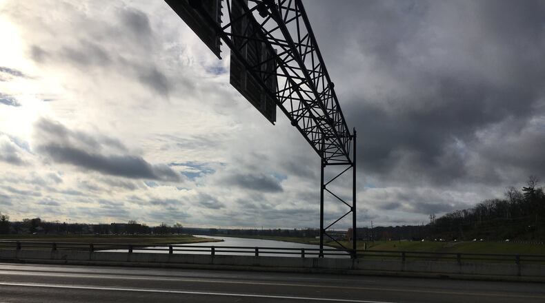 Hamilton’s Columbia Bridge, which conveys Pershing Avenue over the Great Miami River between Pyramid Hill and Neilan boulevards, will have lane closures from March 8 through October while crews work on the bridge. MIKE RUTLEDGE/STAFF