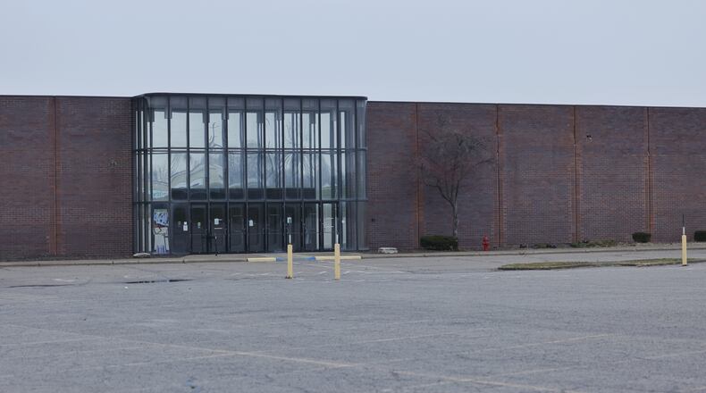 Middletown City Council will consider allowing City Manager Paul Lolli to cancel the purchase agreement with the owner of the Towne Mall Galleria during Tuesday's City Council meeting. Elder-Beerman once filled this section of the mall. NICK GRAHAM / STAFF