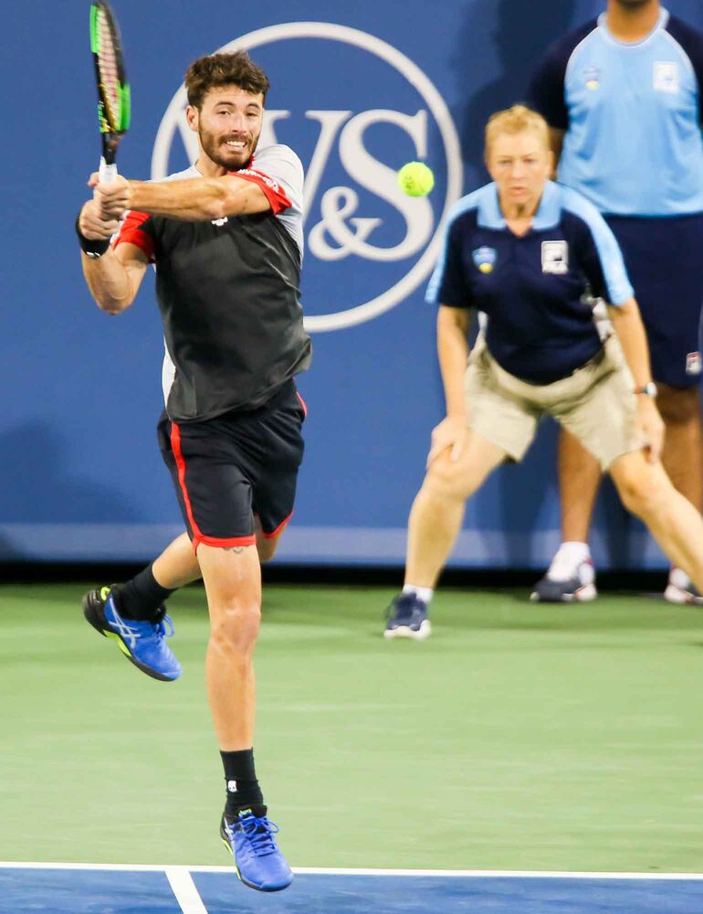 PHOTOS Roger Federer continues winning ways in Cincy