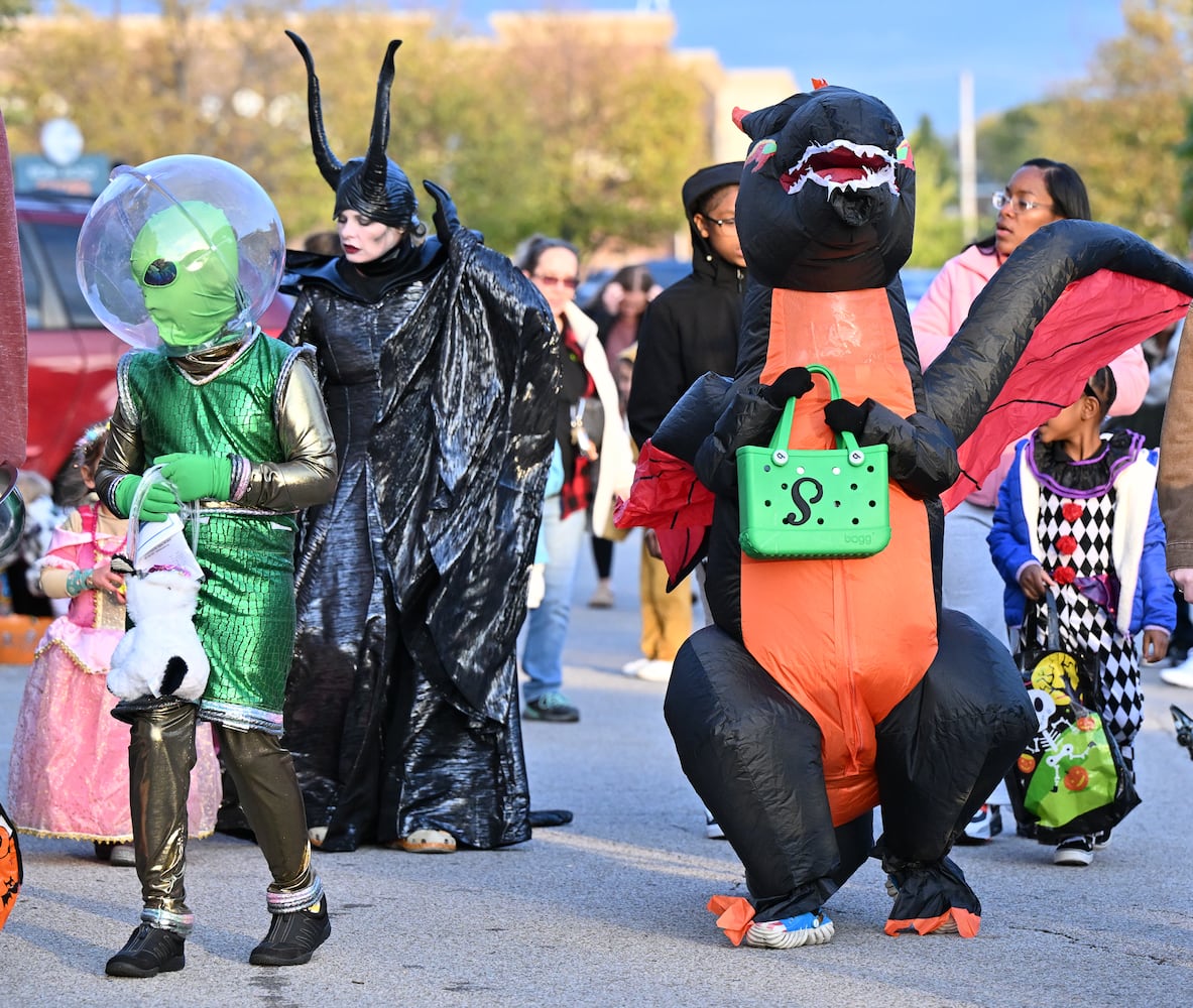 DDN 102225 Austin Landing Trunk or Treat