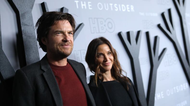 LOS ANGELES, CALIFORNIA - JANUARY 09: Actor/Director Jason Bateman (L) and Amanda Anka attend the premiere of HBO's "The Outsider" at DGA Theater on January 09, 2020 in Los Angeles, California. (Photo by JC Olivera/Getty Images)