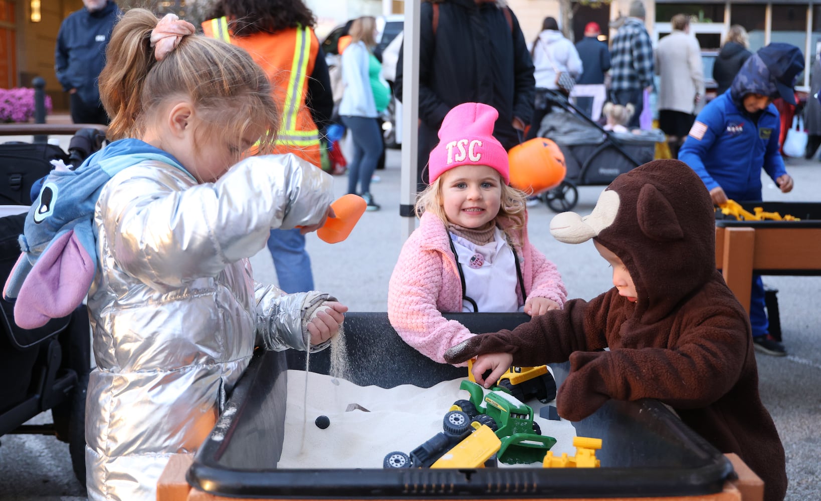 DDN 102225 Austin Landing Trunk or Treat