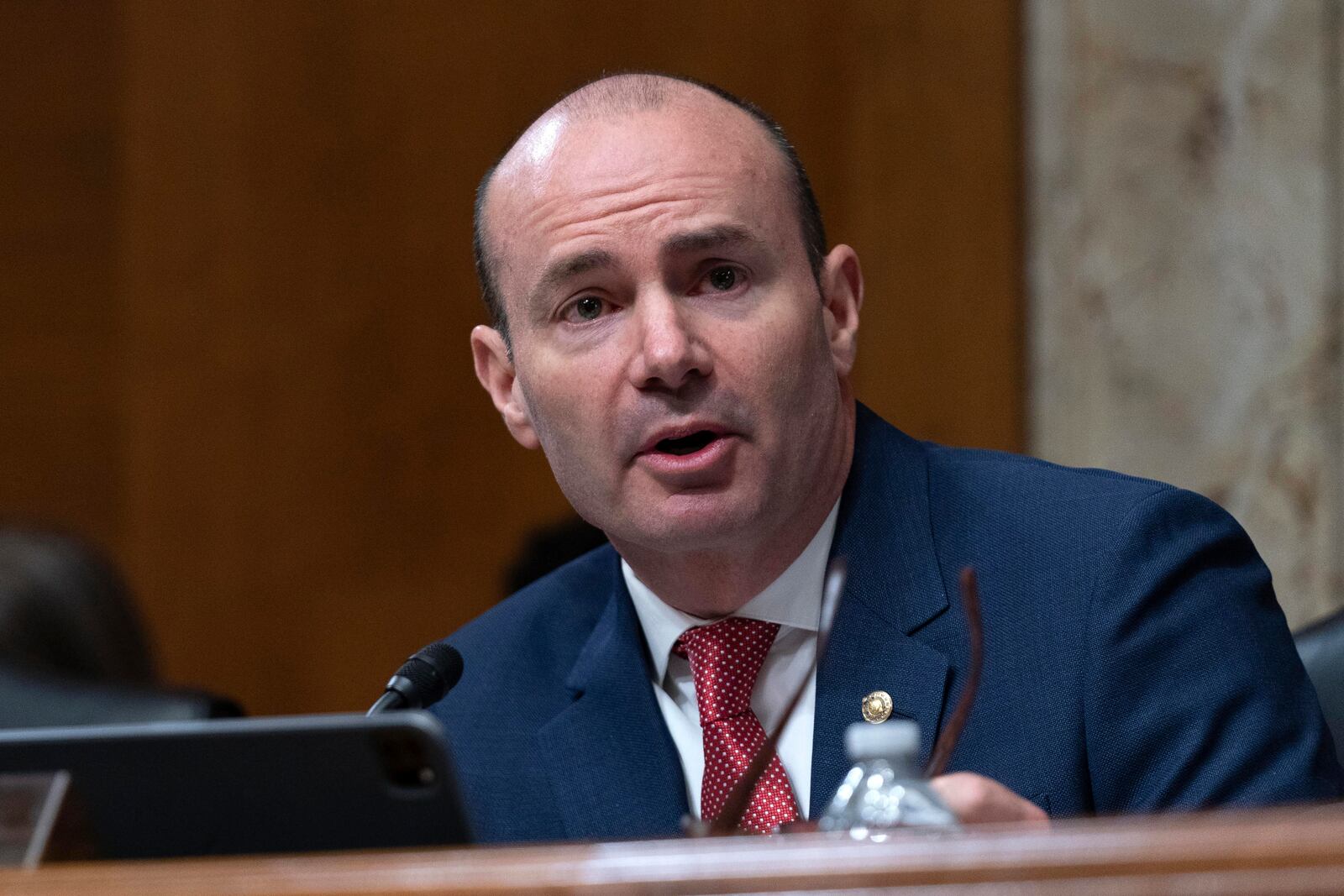 FILE - Sen. Mike Lee, R-Utah, Chairman of the Senate Energy and Natural Resources Committee, speaks during the confirmation hearing on Capitol Hill in Washington, Jan. 16, 2025. (AP Photo/Jose Luis Magana, File)