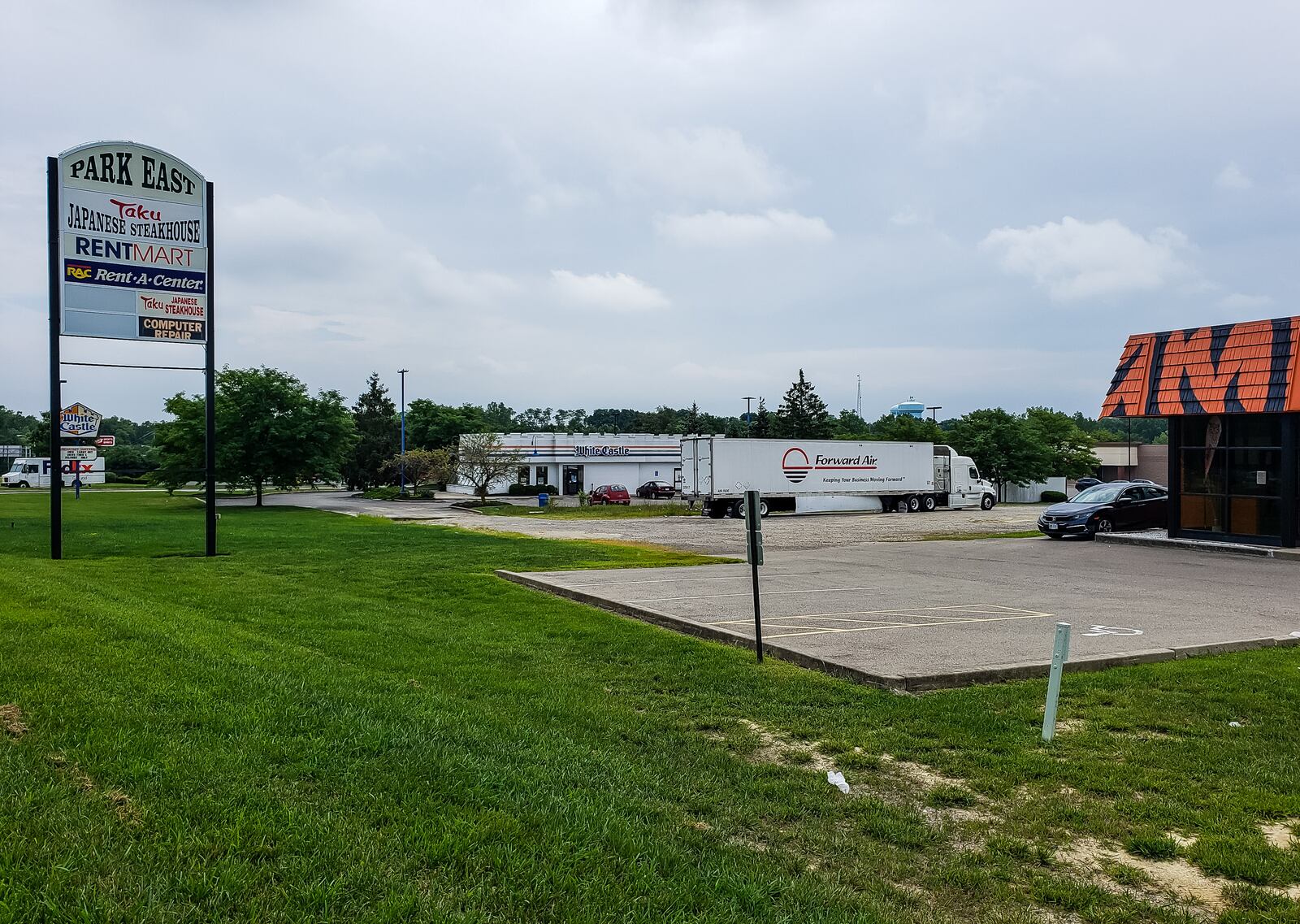 The lot next to White Castle in the Park East shopping plaza on Roosevelt Boulevard could soon have a new addition with the construction of a Dairy Queen. NICK GRAHAM / STAFF