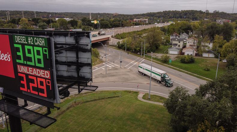 Area gas price have hit a 7-year high and experts say likely to continue. JIM NOELKER/STAFF