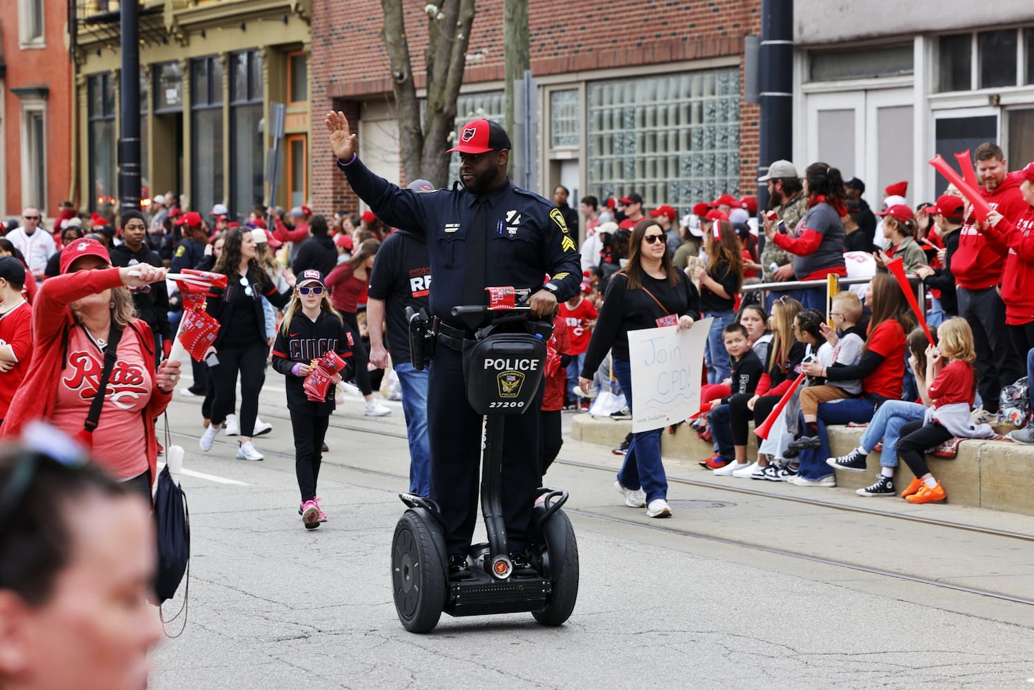 032725 Reds Parade