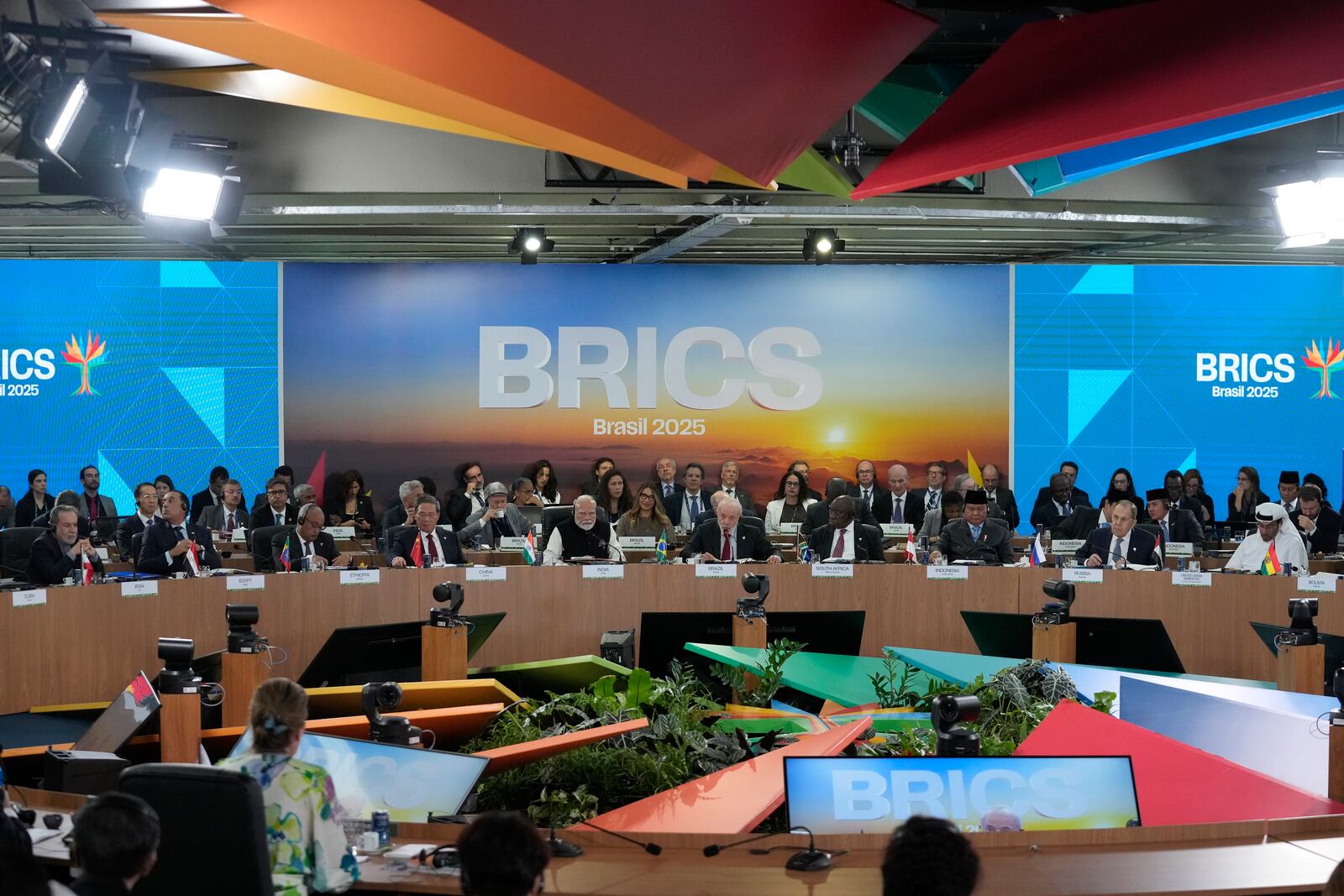 World leaders take part in the 17th annual BRICS summit in Rio de Janeiro, Sunday, July 6, 2025. (AP Photo/Eraldo Peres)
