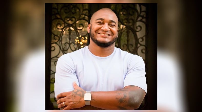 A 2015 Miami University graduate is the latest recipient of student-controlled venture fund to help his airline ticket discount app that could save travelers nationwide millions of dollars. Miami alum Alex Malebranche, founder and CEO of the PlaneAhead app, says the idea of a continuously updated airline ticket cost app was something he created after saving himself and his family thousands of dollars on flights. CONTRIBUTED