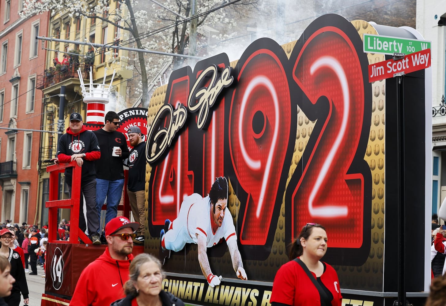 032725 Reds Parade