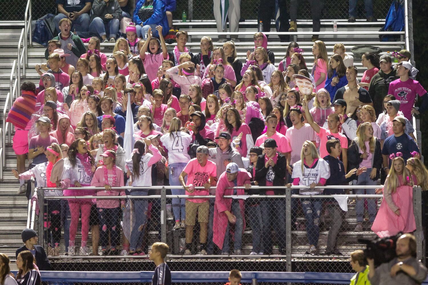 Franklin football beats Valley View Friday, Oct. 11