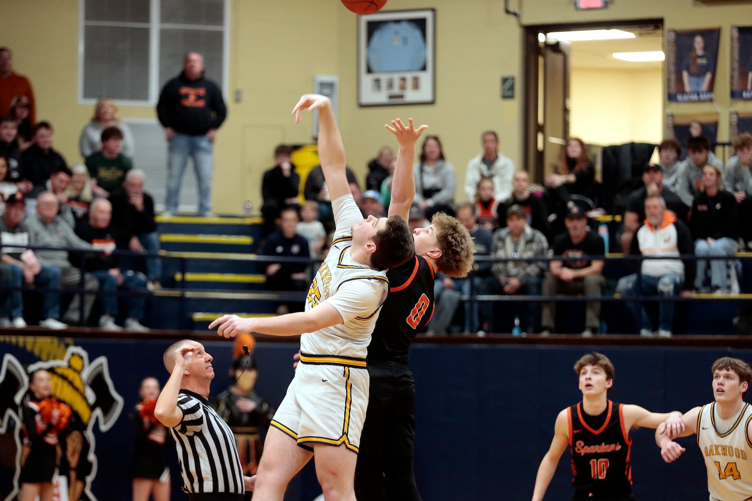 Waynesville Oakwood basketball